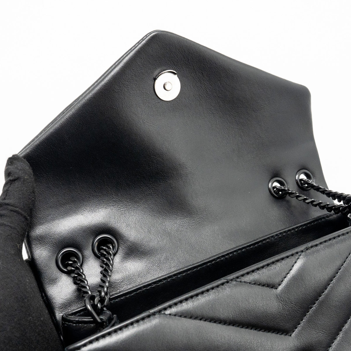 saint-laurent-ysl-medium-loulou-shoulder-bag-calfskin-so-blac