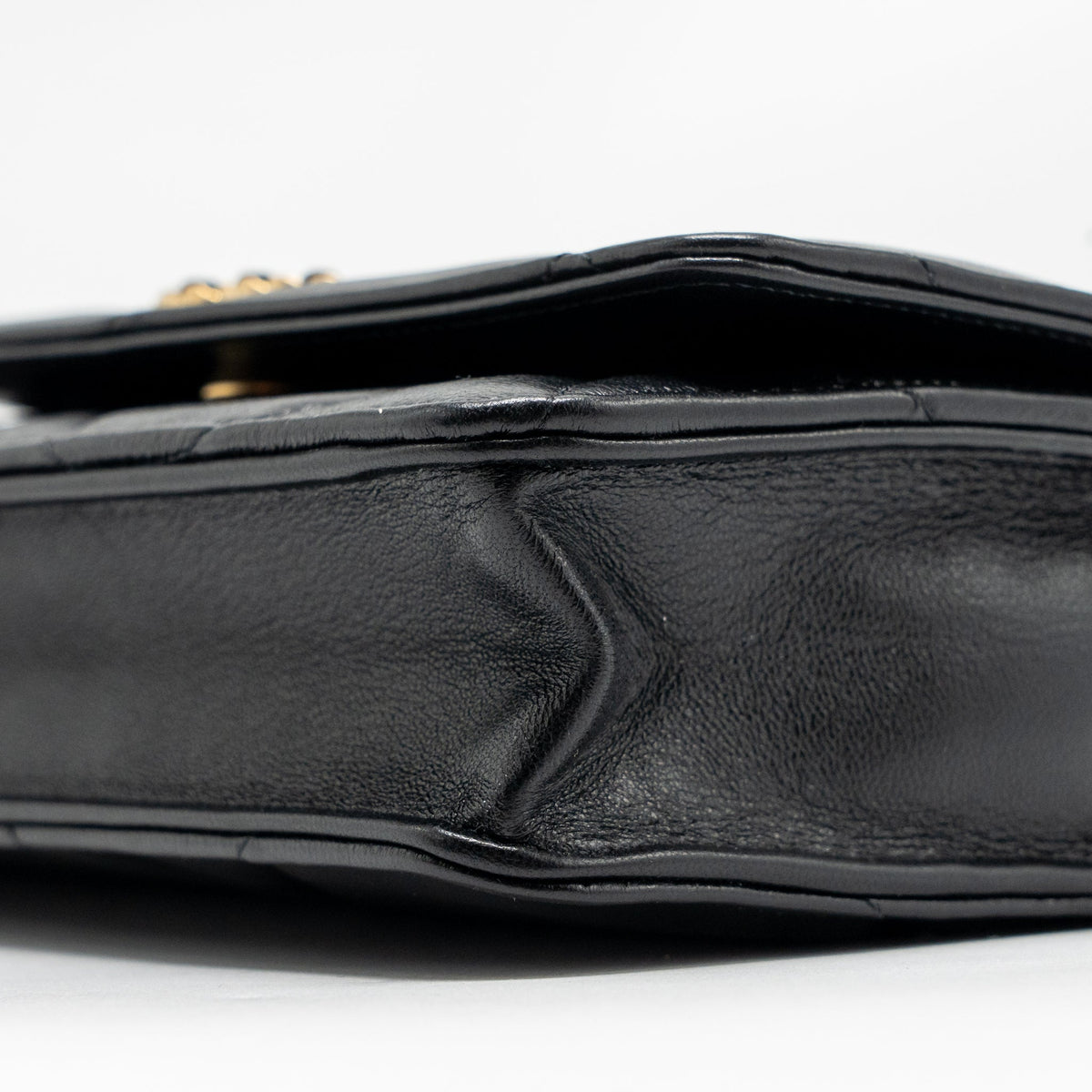 chanel-19-wallet-on-chain-lambskin-black-multicolour-hardware-2