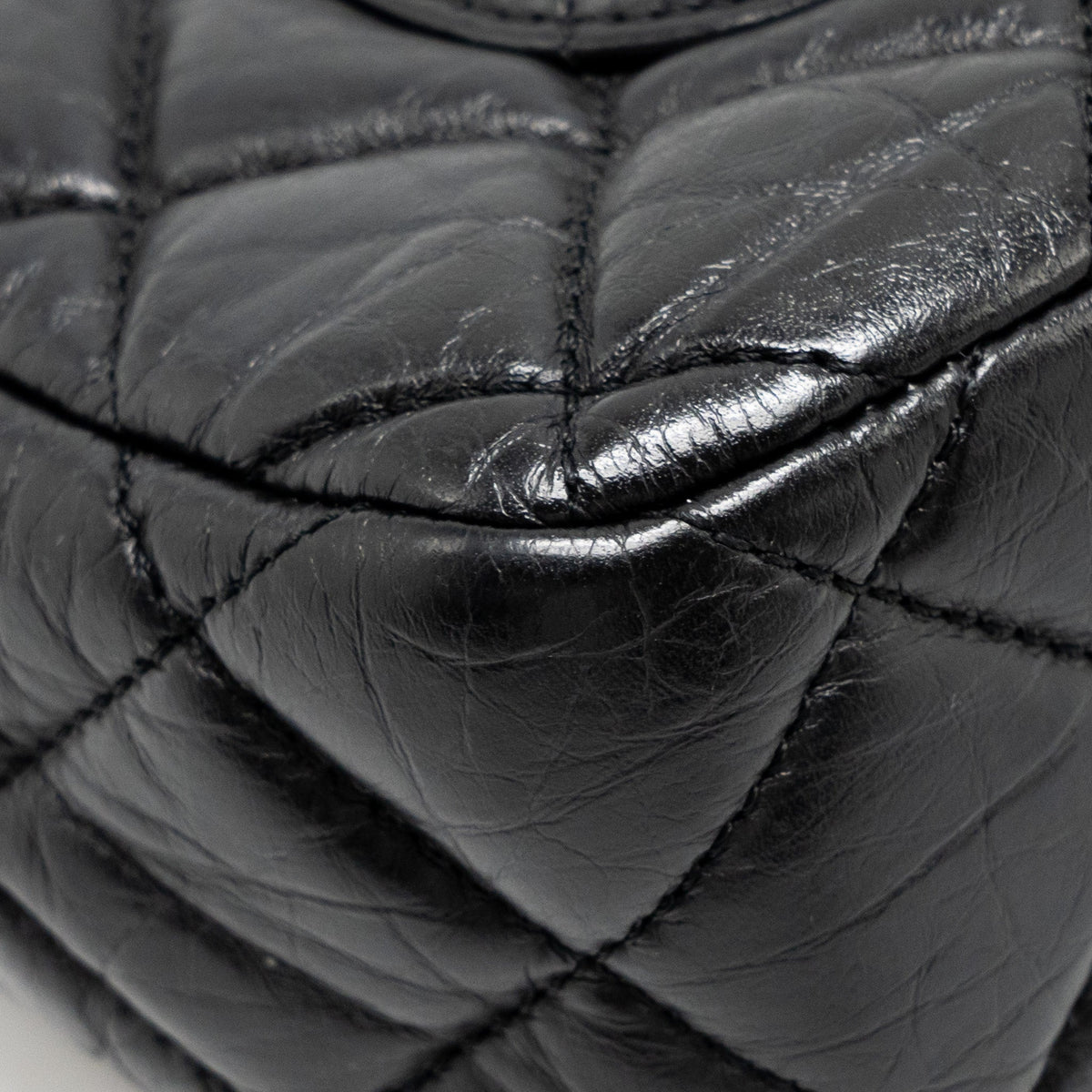 chanel-medallion-quilted-flap-bag-aged-calfskin-black-multicolour-hardware