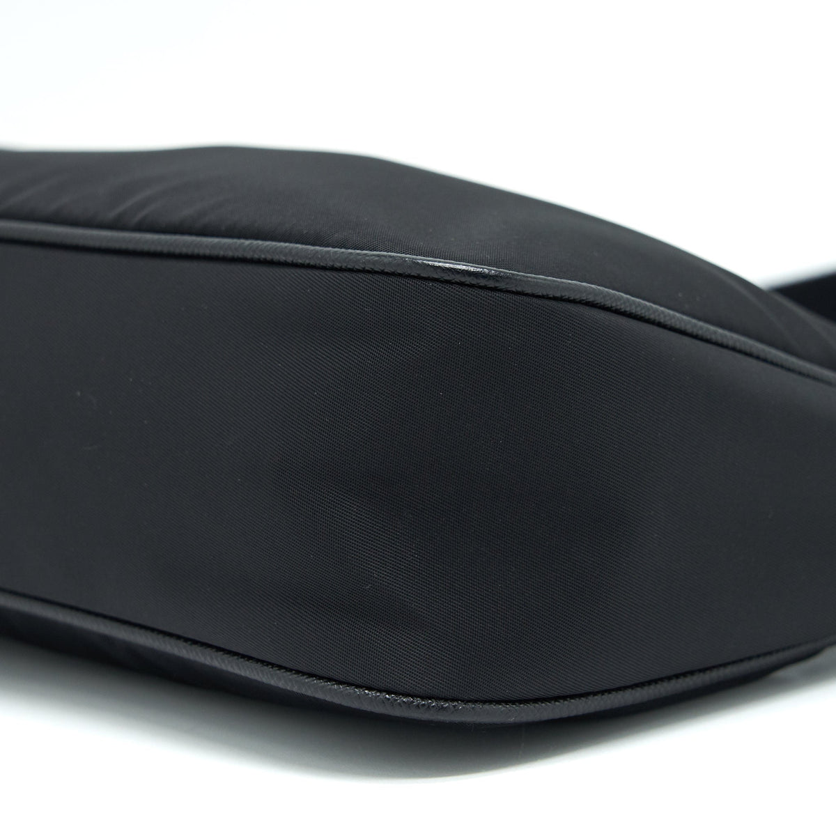 prada-reedition-2005-black-shw