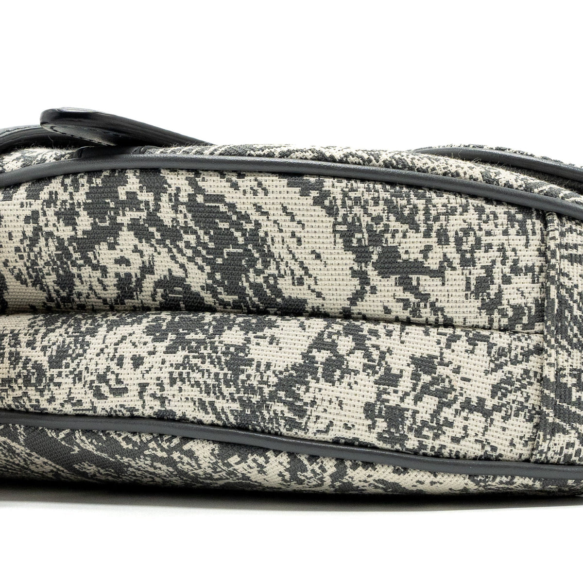 dior-saddle-bag-toile-de-jouy-canvas-leather-grey-ghw