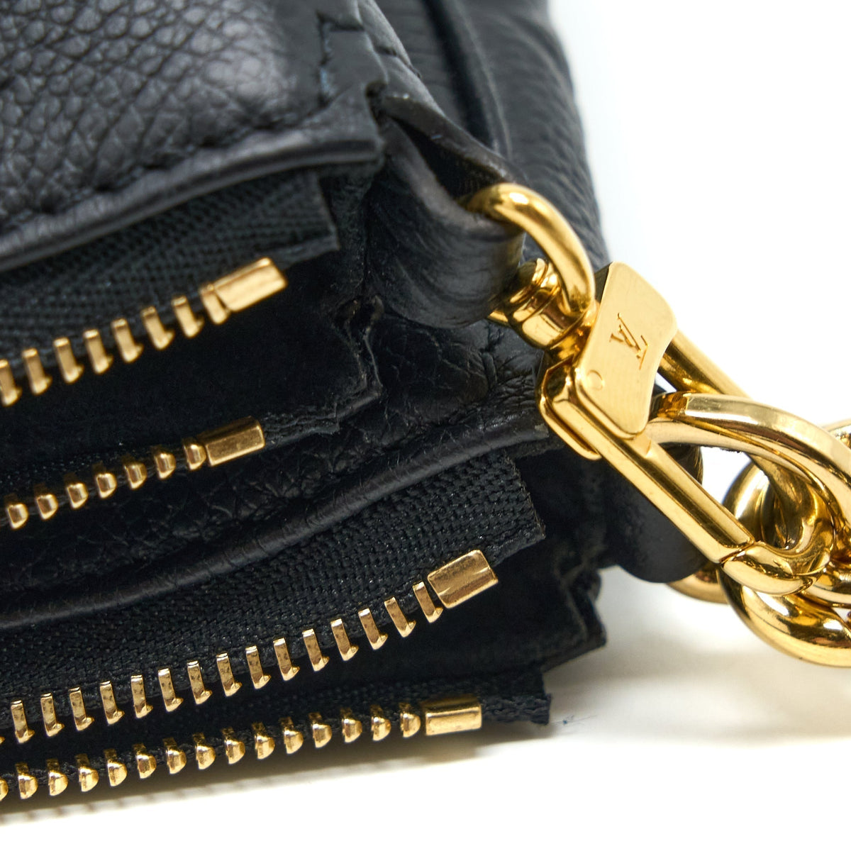 louis-vuitton-multi-pochette-accessories-monogram-empriented-black-ghw