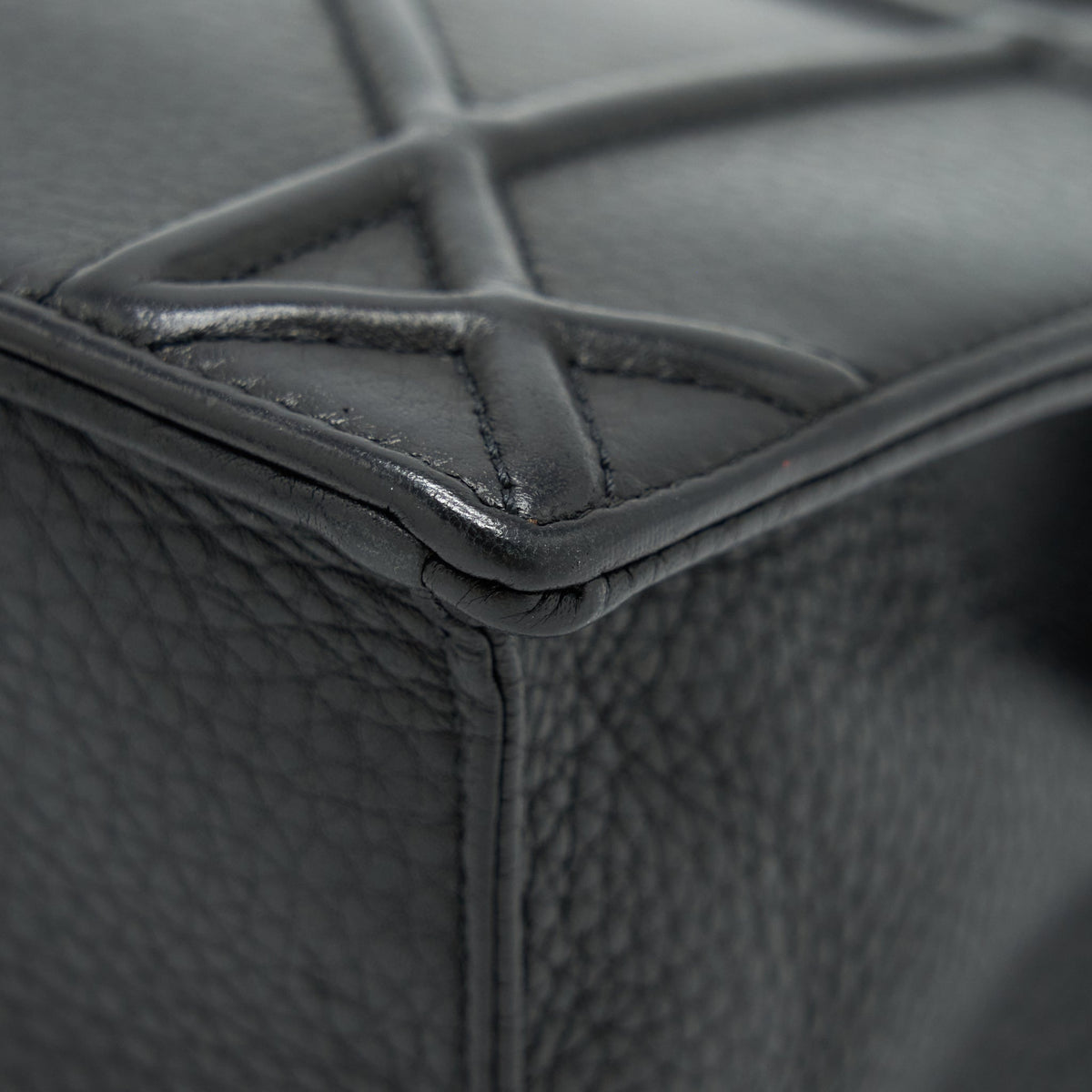 dior-medium-diorama-black-ghw