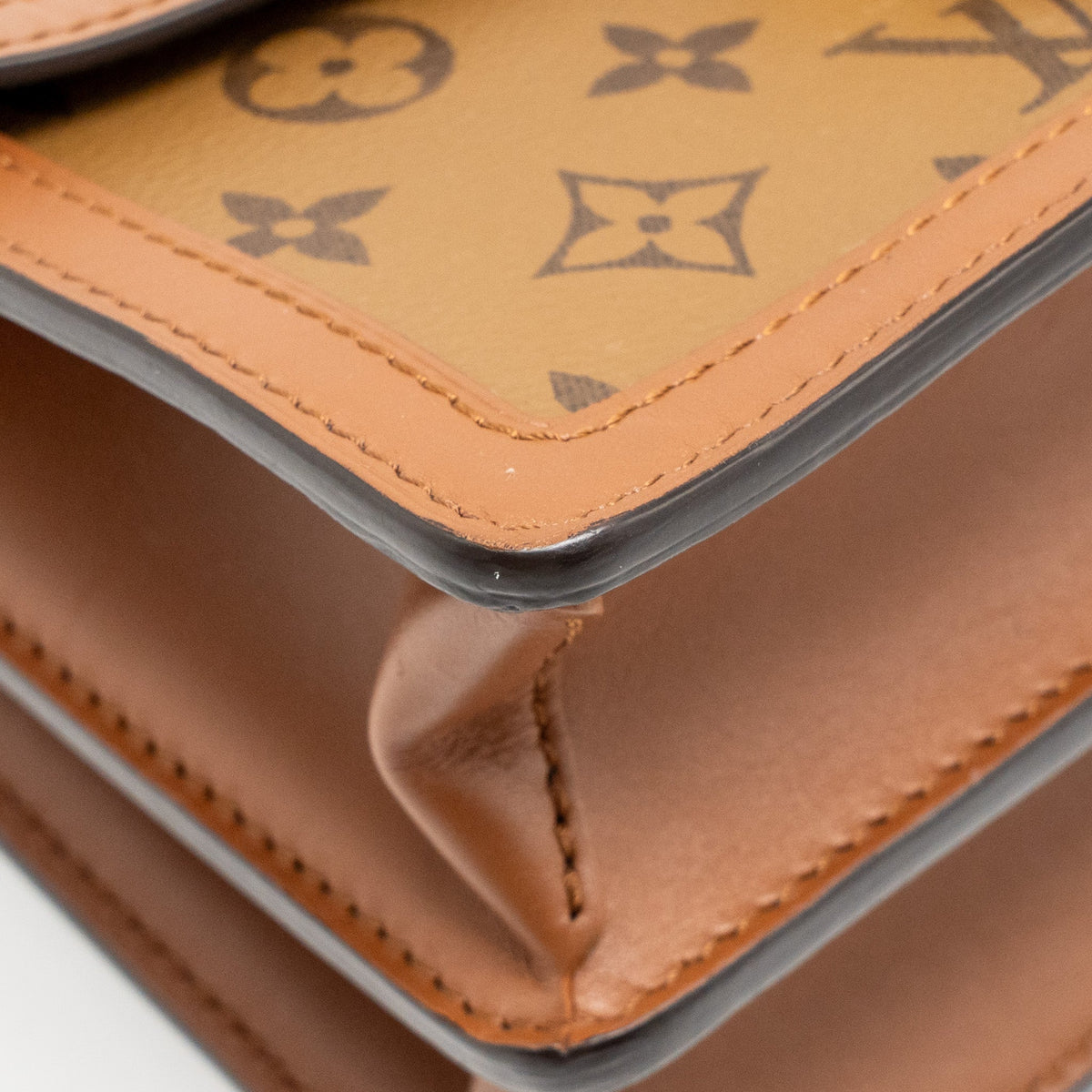 louis-vuitton-dauphine-mm-monogram-monogram-reverse-canvas-ghw