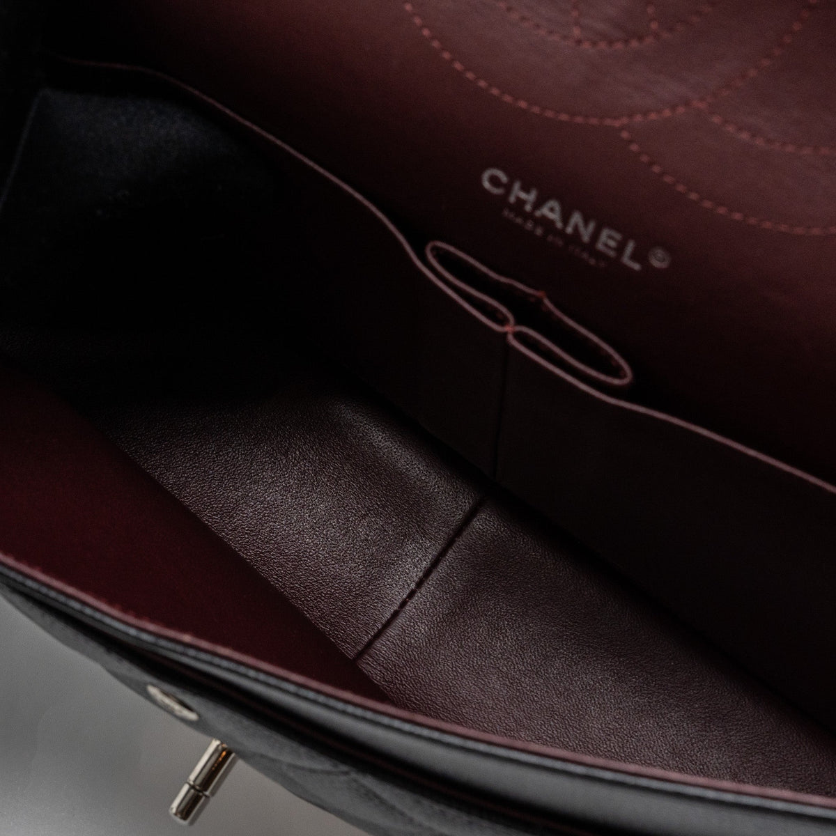 chanel-classic-double-flap-jumbo-caviar-black-shw