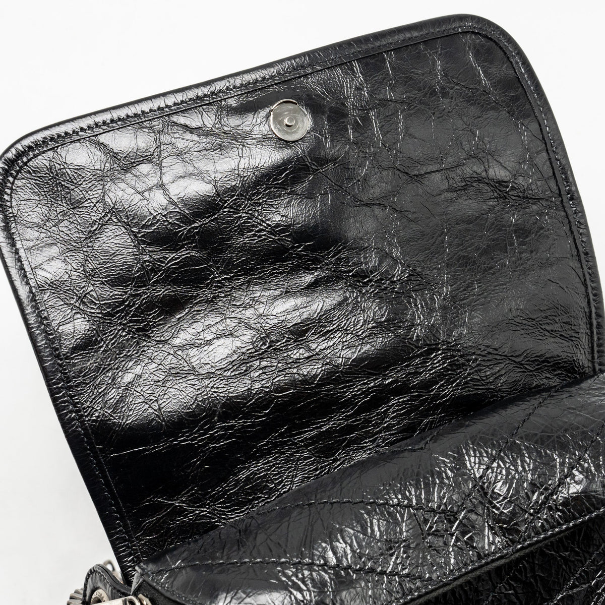 saint-laurent-niki-body-calfskin-black-shw