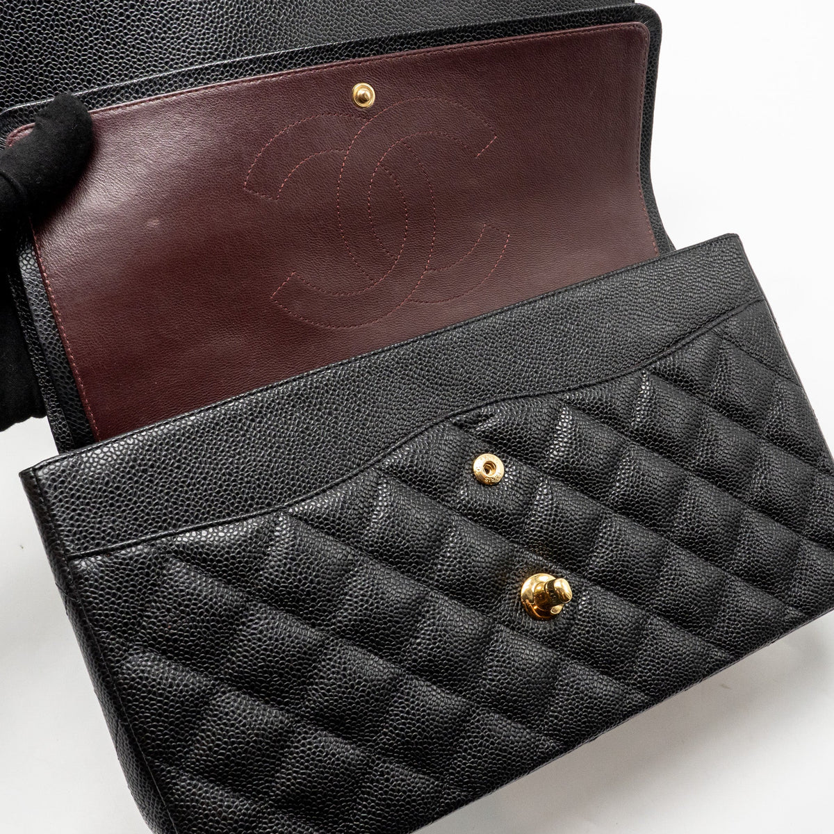 chanel-jumbo-classic-double-flap-bag-caviar-black-ghw-12