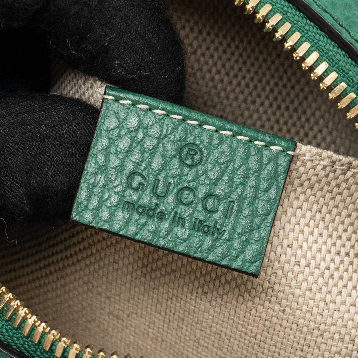 gucci-disco-soho-camera-bag-calfskin-green-lghw