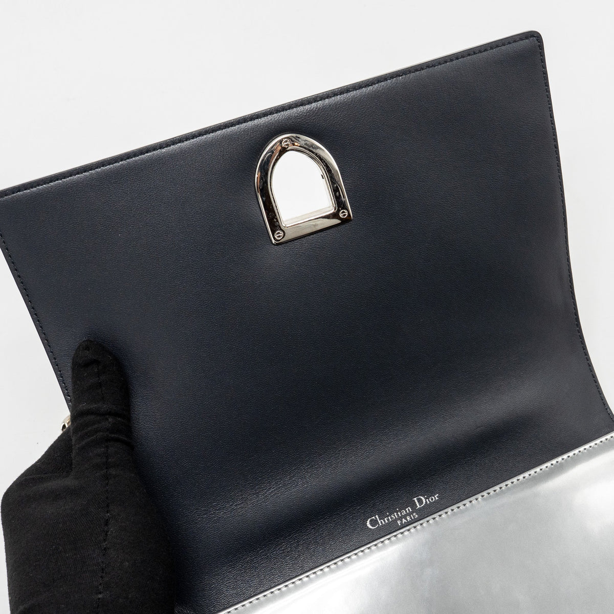 dior-diorama-flap-bag-patent-micro-cannage-leather-metallic-silver-shw