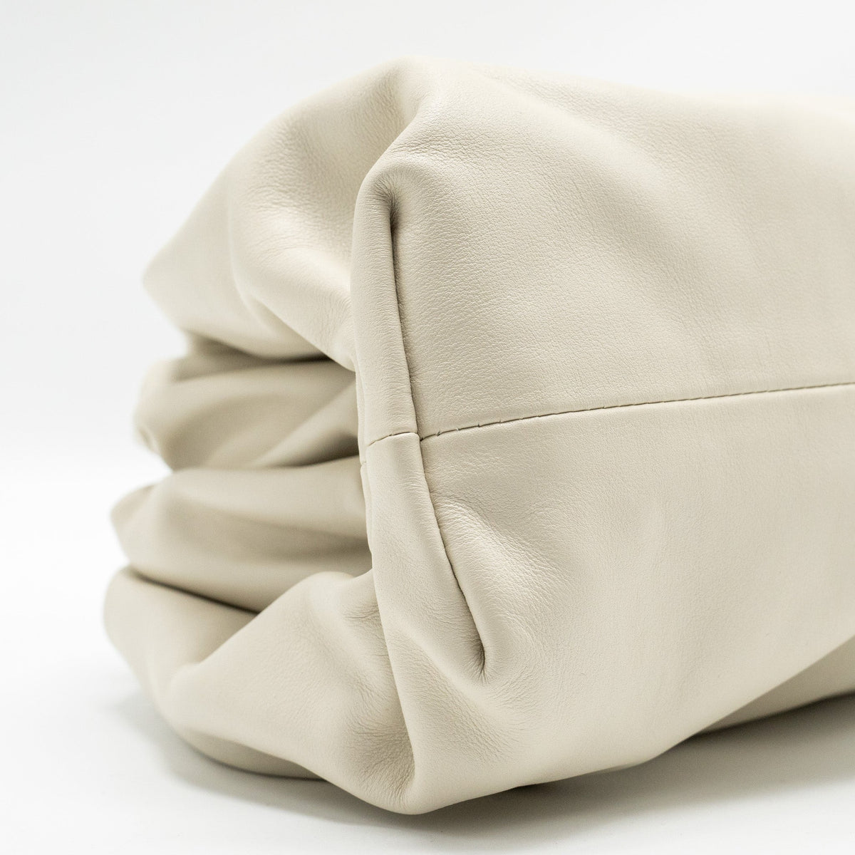 bottega-veneta-the-pouch-calfskin-white-ghw-1