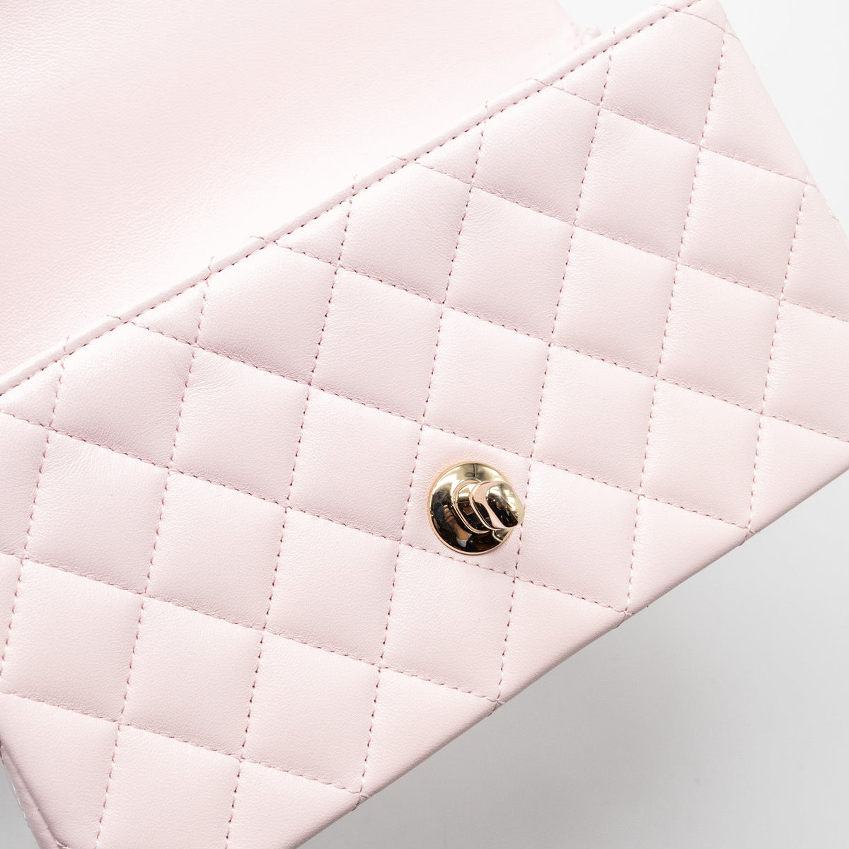 chanel-top-handle-mini-rectangular-flap-bag-lambskin-light-pink-lghwmicrochip