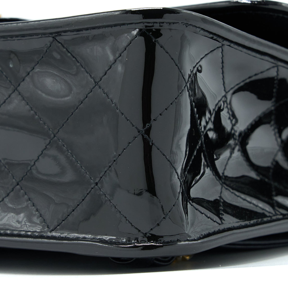 chanel-22k-large-backpack-patent-black-brushed-ghw-microchip