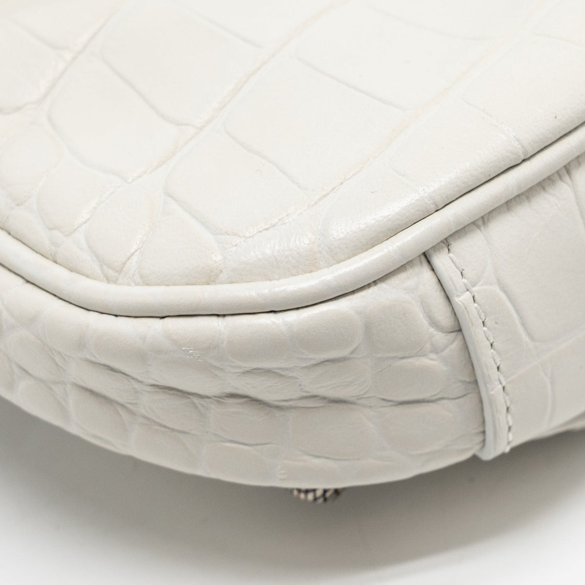 balenciaga-mini-le-cagole-shoulder-bag-croc-embossed-calfskin-white-shw