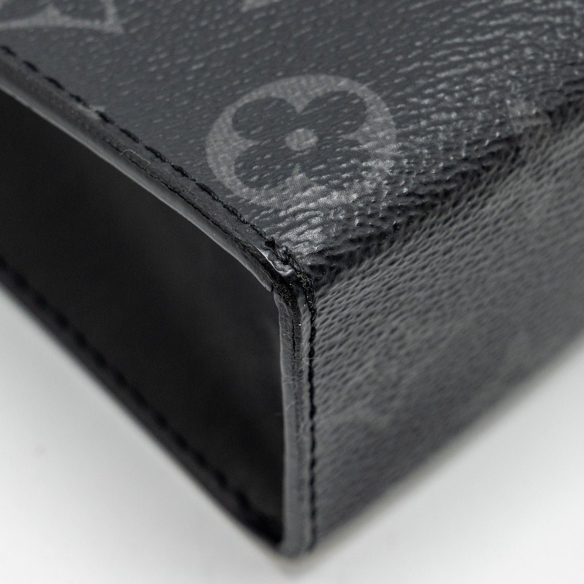 louis-vuitton-pochette-voyage-monogram-canvas-black-shw