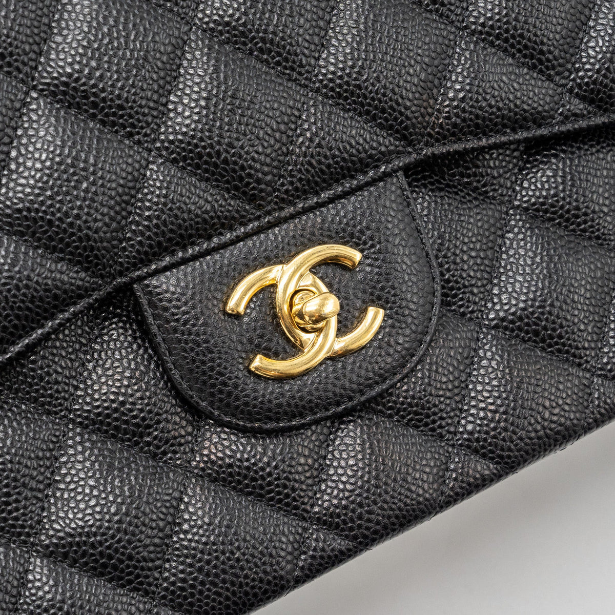chanel-jumbo-classic-double-flap-bag-caviar-black-ghw-5