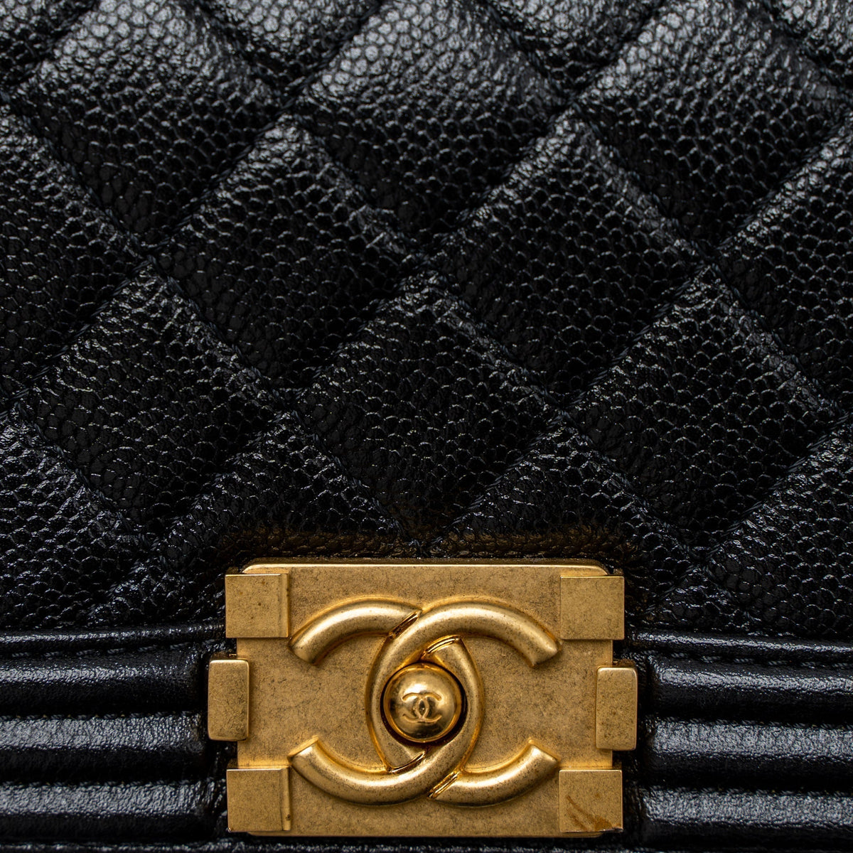 chanel-super-mini-boy-bag-caviar-black-ghw-microchip
