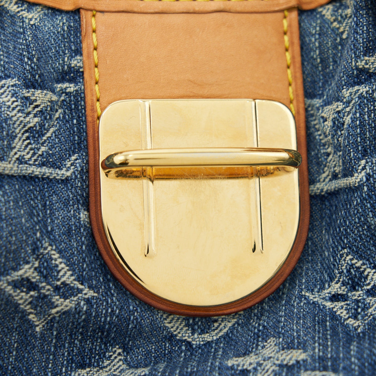louis-vuitton-vintage-mini-pretty-bag