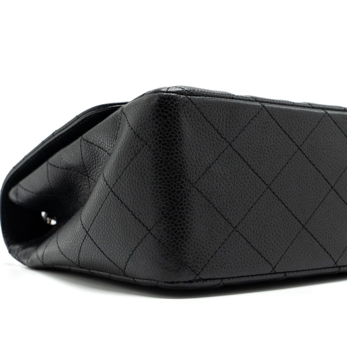 chanel-jumbo-classic-single-flap-bag-caviar-black-shw