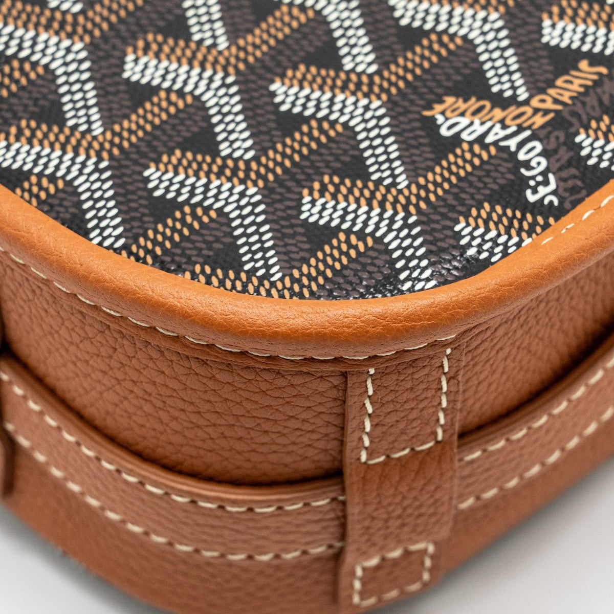 goyard-belvedere-pm-messenger-bag-goyardline-canvas-shw