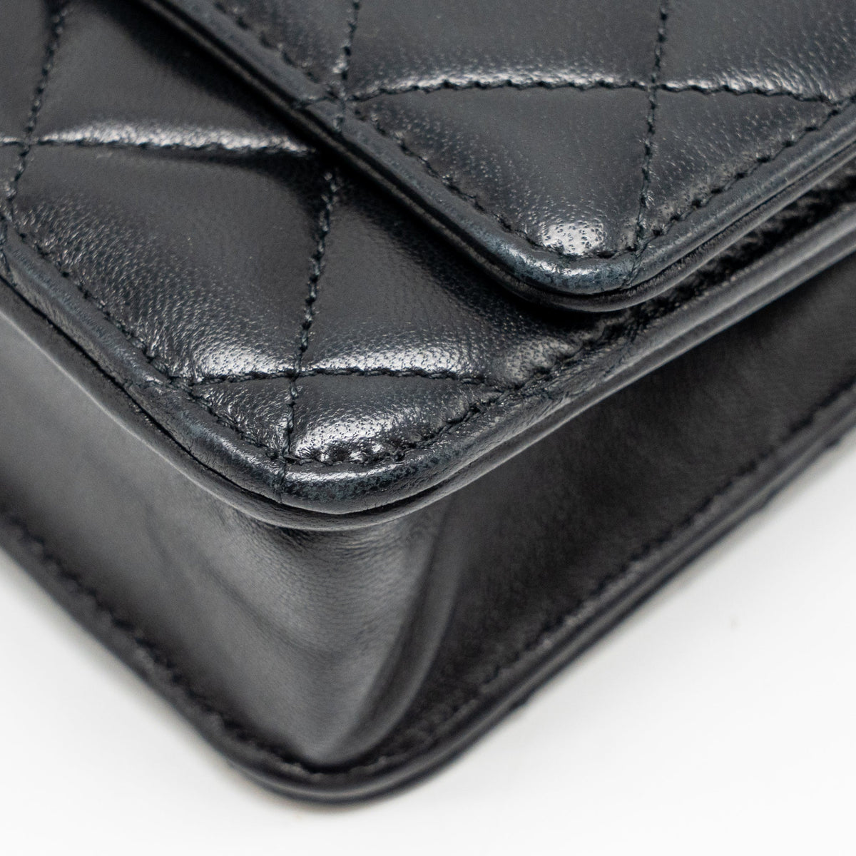 chanel-pearl-crush-wallet-on-chain-lambskin-black-ghw-microchip-copy
