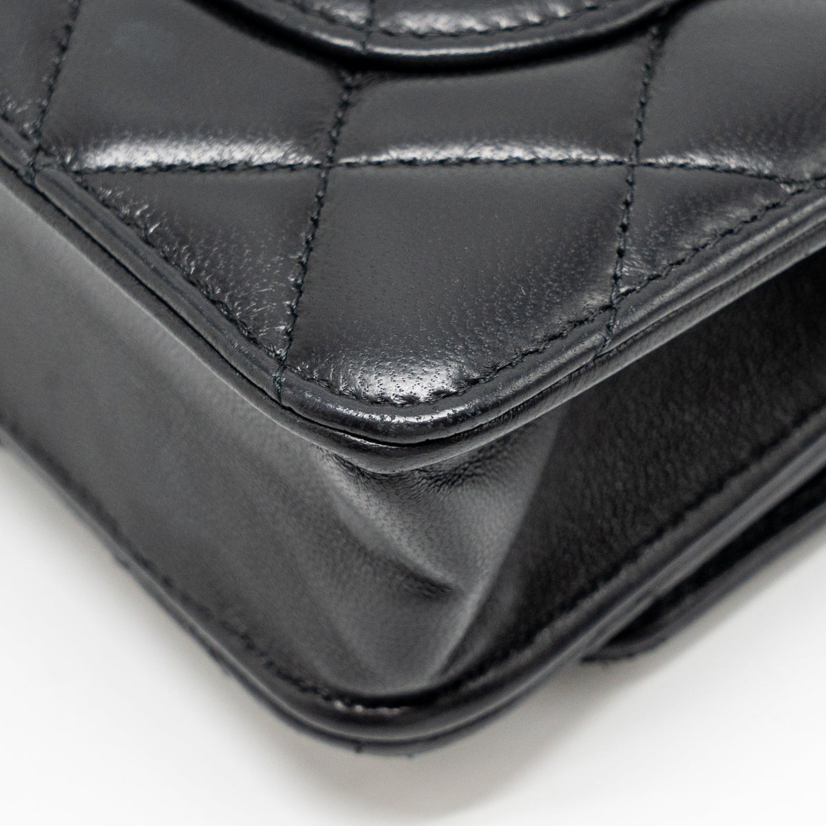 chanel-pearl-crush-wallet-on-chain-lambskin-black-ghw-microchip-copy