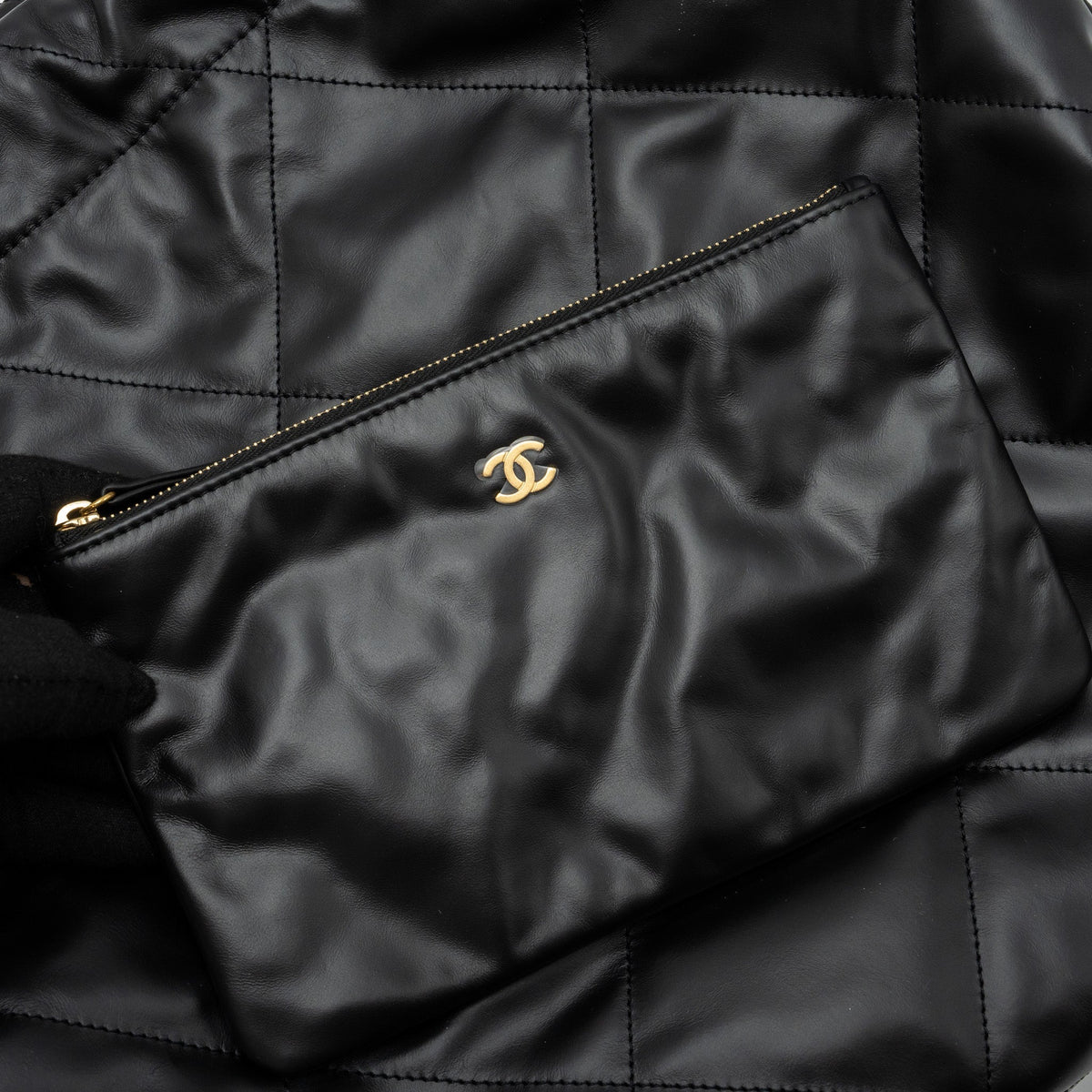 chanel-medium-22-bag-white-letter-calfskin-black-ghwmicrochip