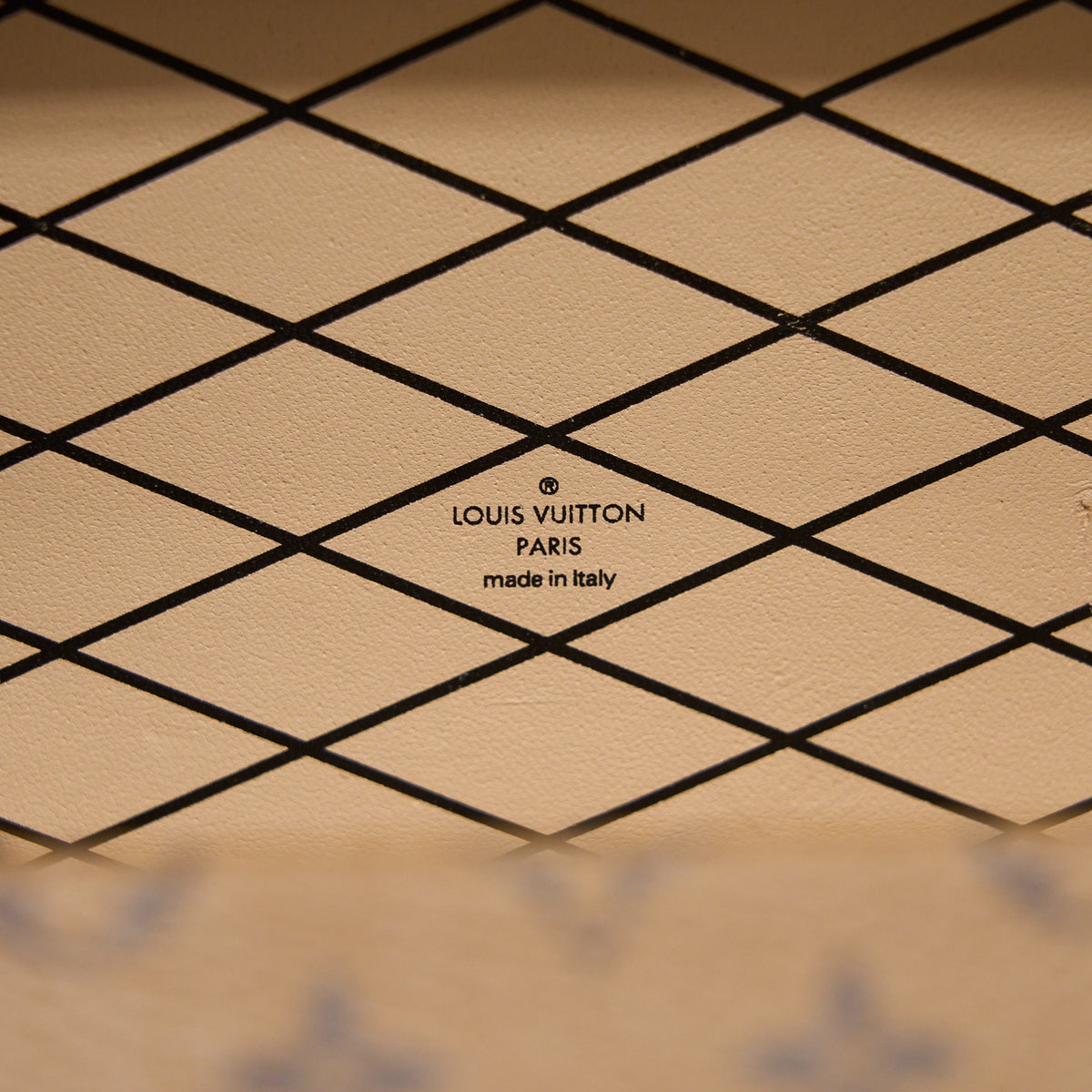 louis-vuitton-petit-malle-monogram-reverse-canvas-ghw
