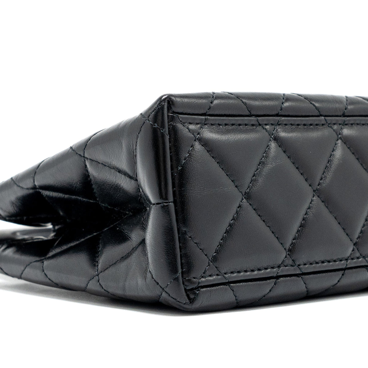chanel-24p-mini-shopping-tote-calfskin-black-ghwmicrochip-1
