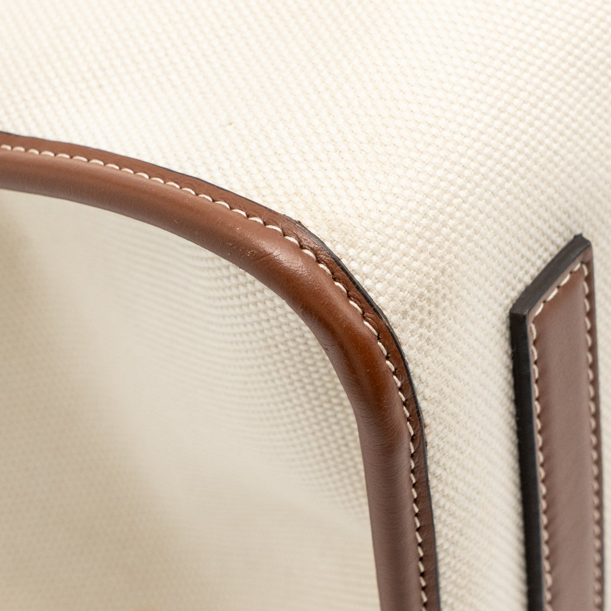 burberry-medium-freya-tote-canvas-leather-natural-tan-ghw-copy