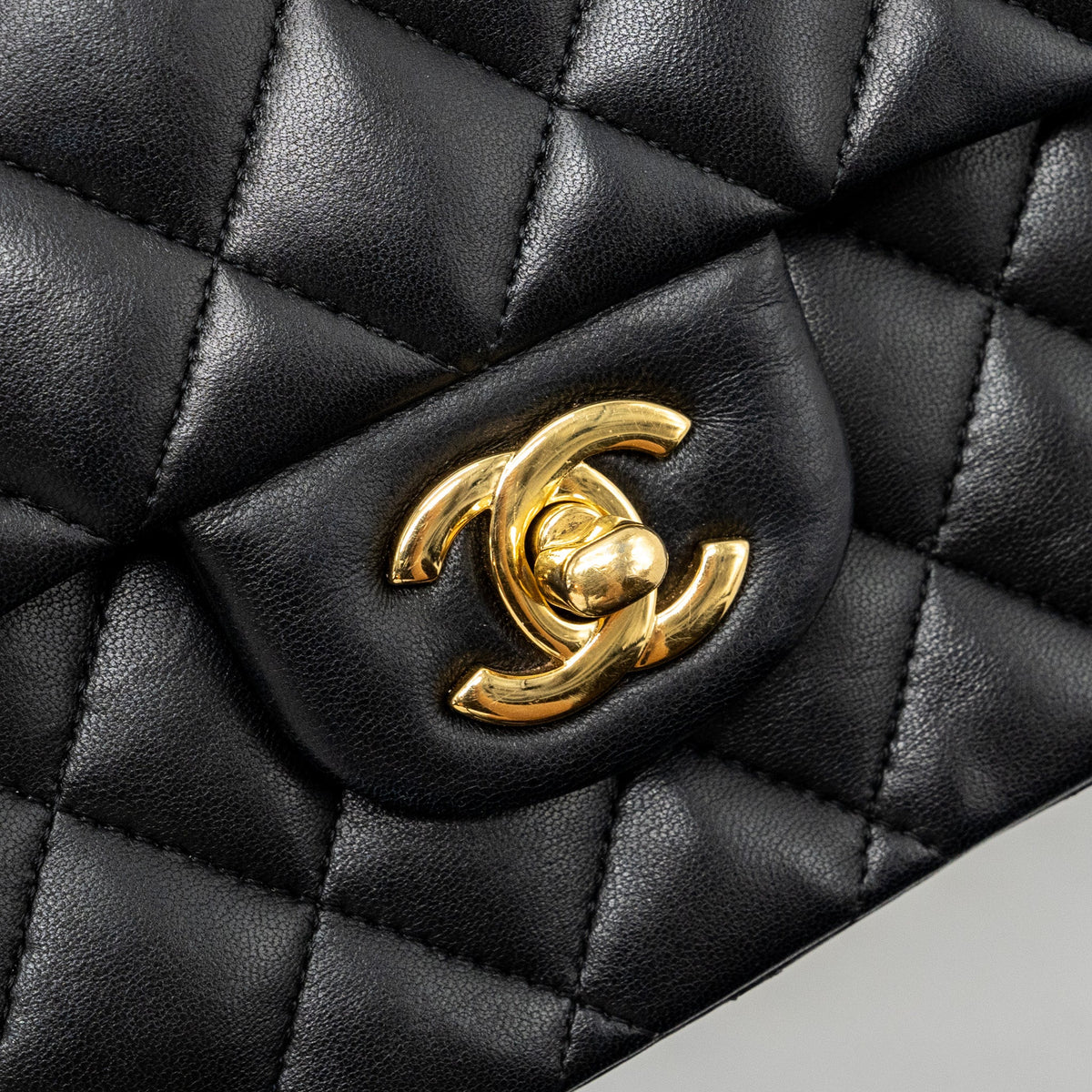 chanel-medium-classic-double-flap-bag-lambskin-black-ghw-4
