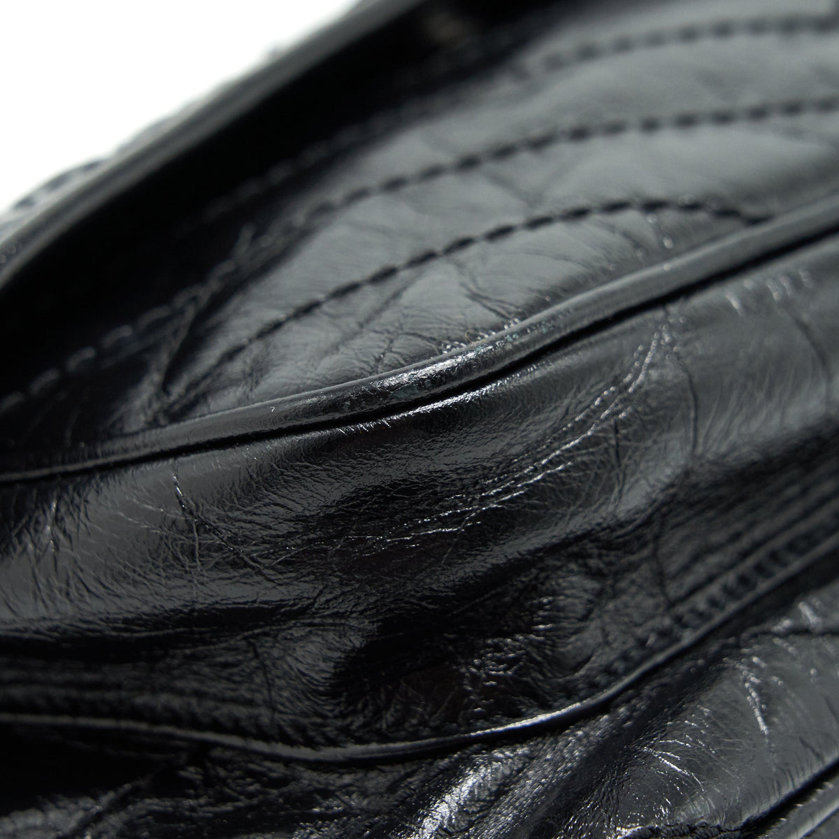saint-laurent-niki-large-bag-in-black-and-black-hardware
