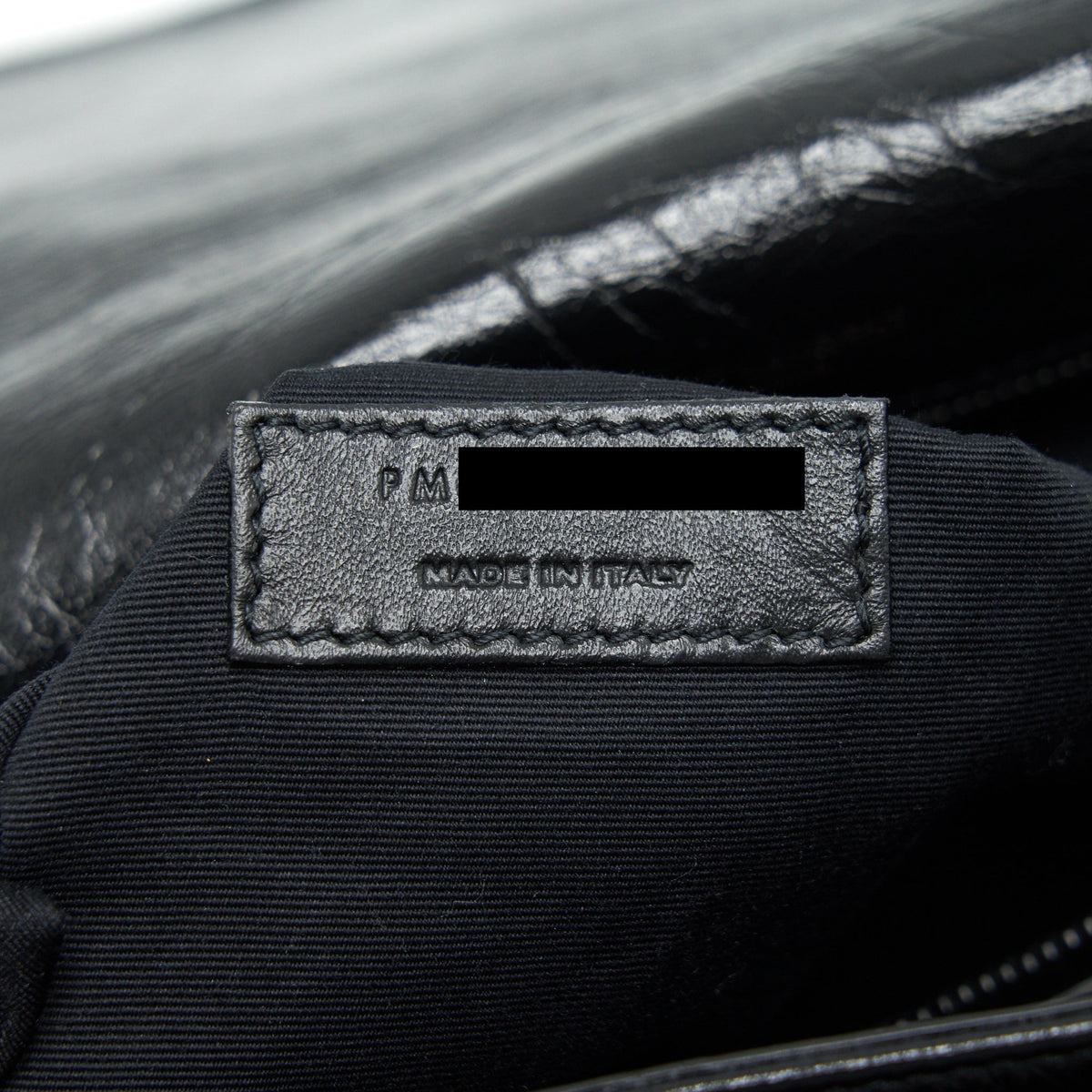 saint-laurent-niki-large-bag-in-black-and-black-hardware