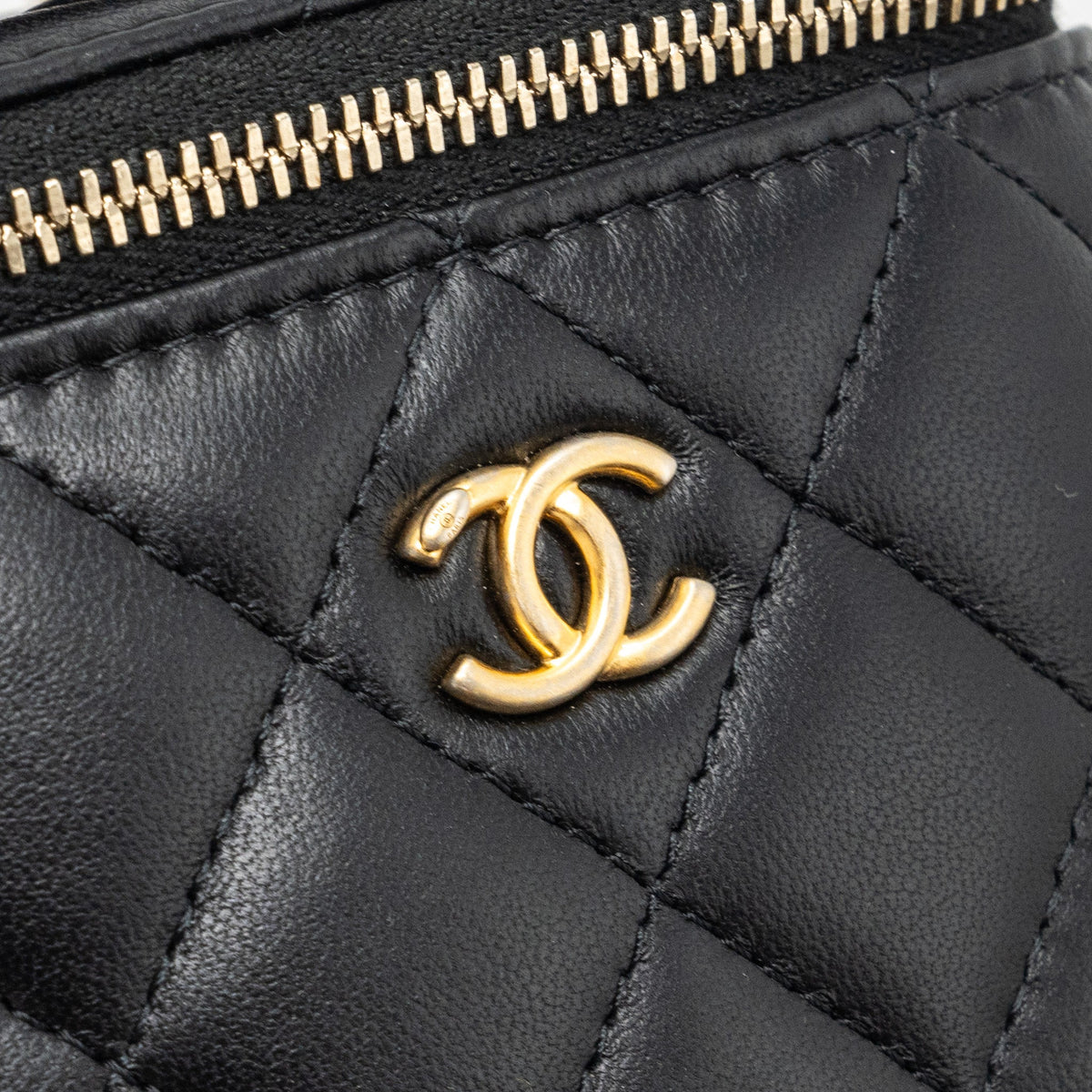chanel-pearl-crush-mini-vanity-with-chain-lambskin-black-ghw-2