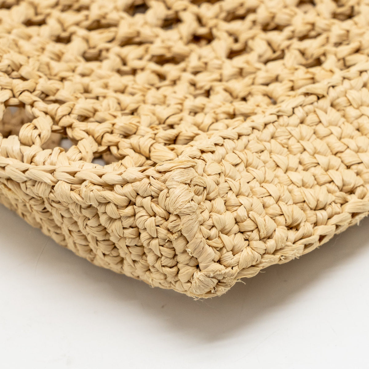 prada-crochet-tote-bag-raffia-natural