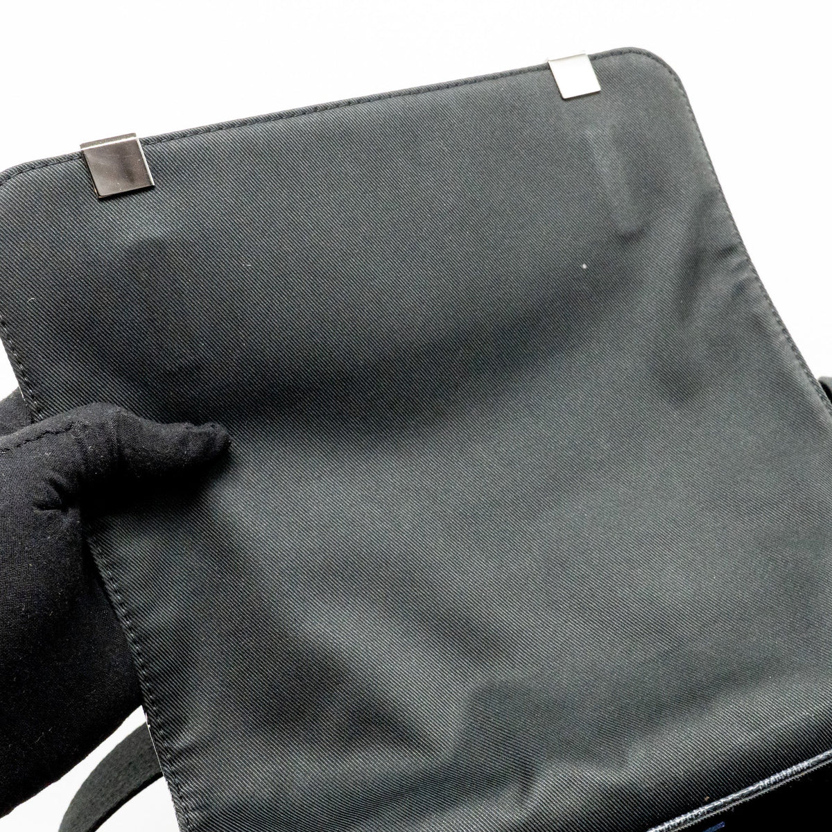 louis-vuitton-world-map-district-messenger-bag-damier-graphite-canvas-shw