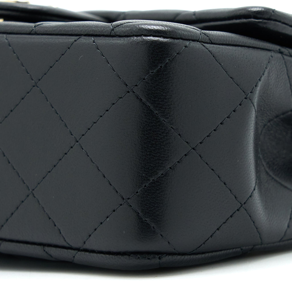 chanel-top-handle-mini-rectangular-flap-bag-lambskin-black-lghw-microchip-5