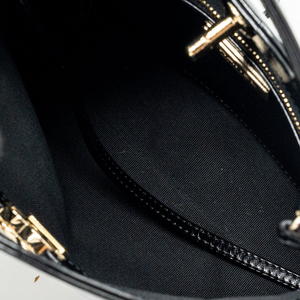 chanel-24c-mini-31-bag-shiny-calfskin-black-lghwmicrochip-1