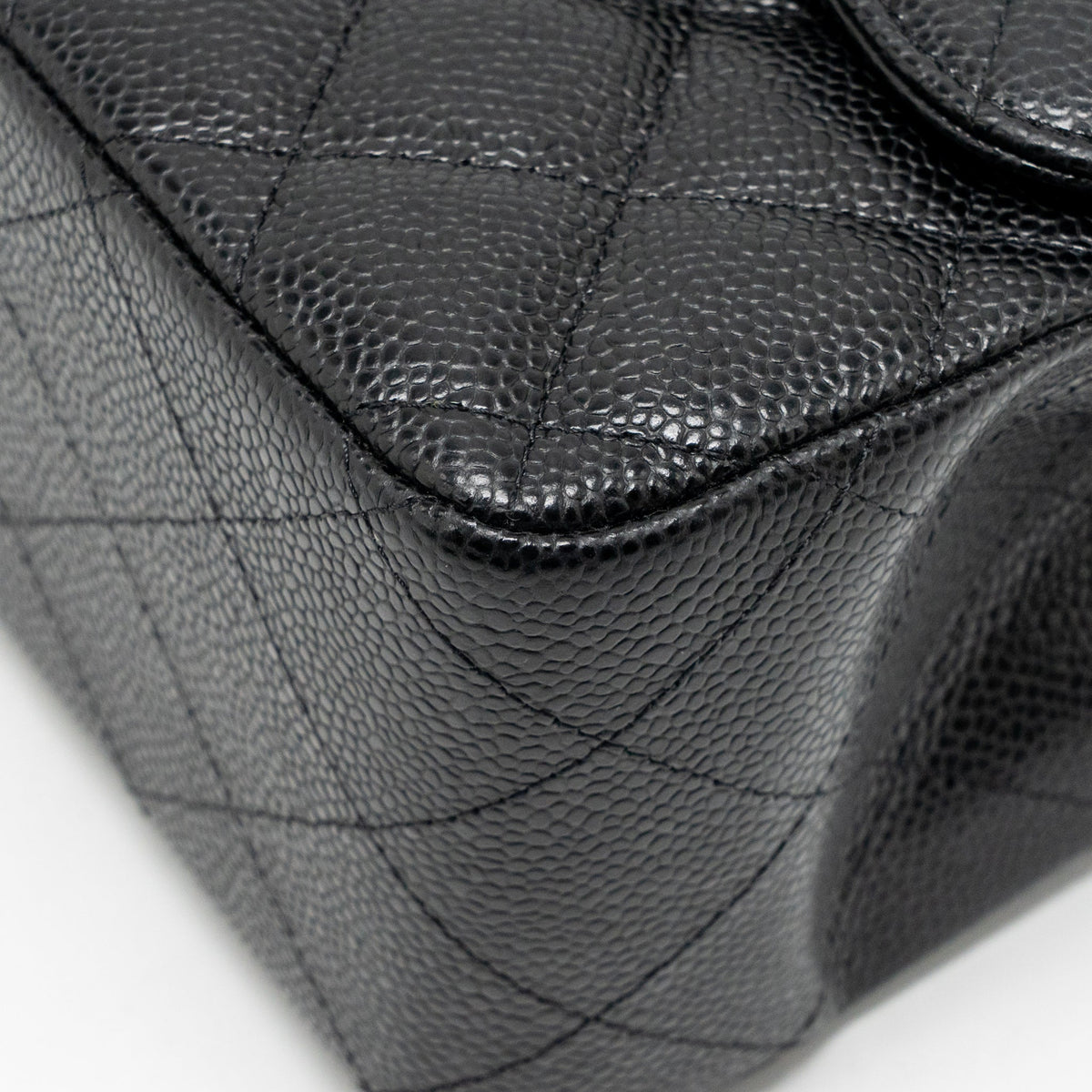 chanel-jumbo-classic-double-flap-bag-caviar-black-ghw-microchip-1