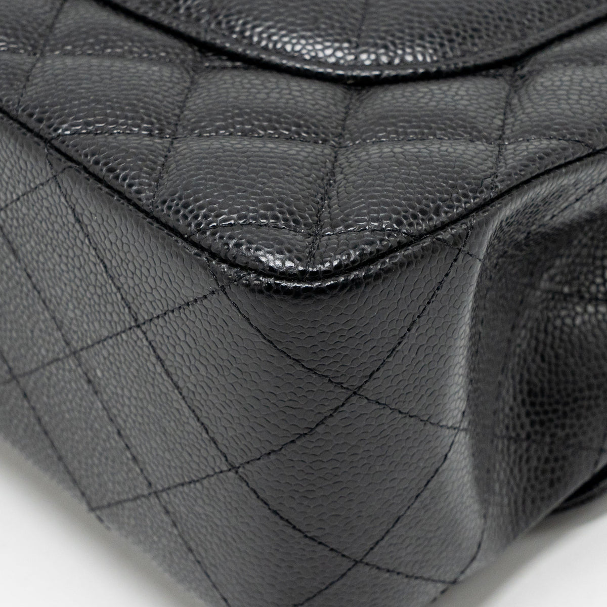 chanel-jumbo-classic-double-flap-bag-caviar-black-ghw-microchip-1
