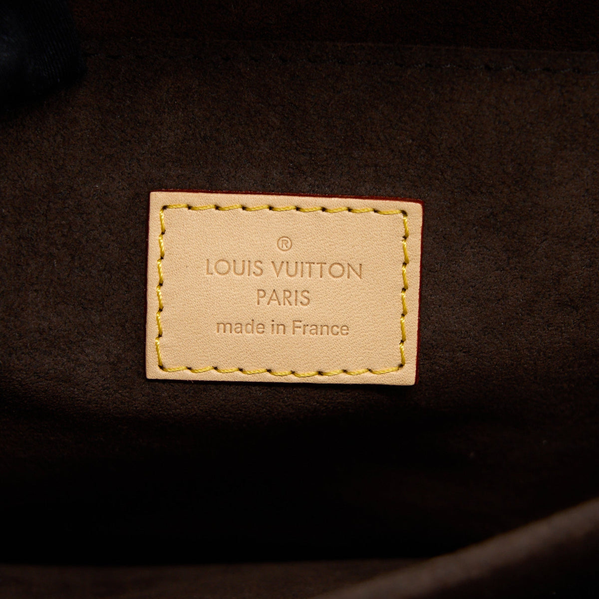 louis-vuitton-pochette-metis-monogram-canvas-ghw-4