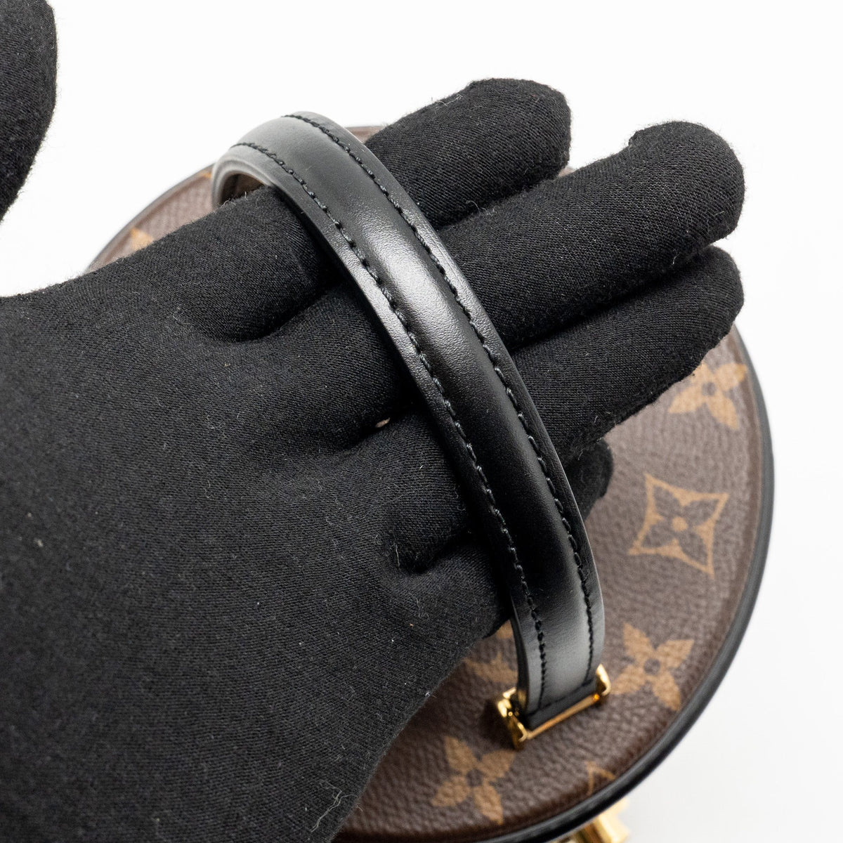 louis-vuitton-cannes-monogram-reverse-canvas-ghw-12