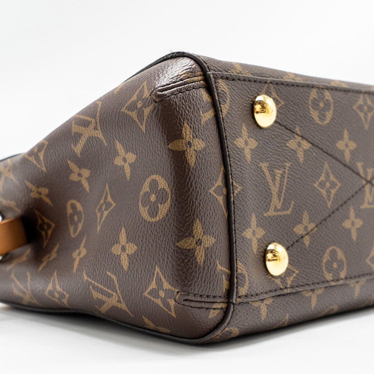 louis-vuitton-montaigne-bb-monogram-canvas-ghw-3