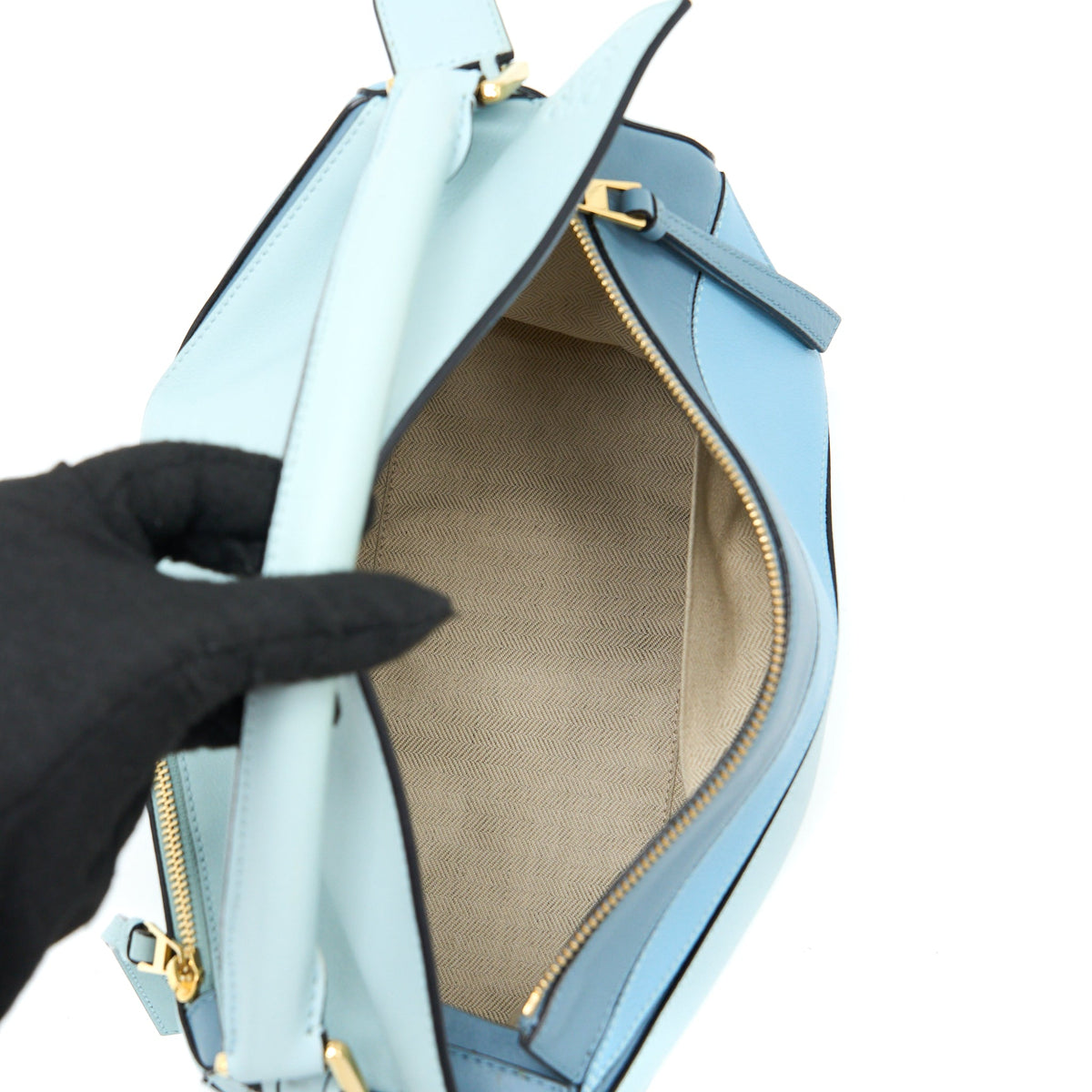 loewe-puzzle-bag-calfskin-light-blue-shw