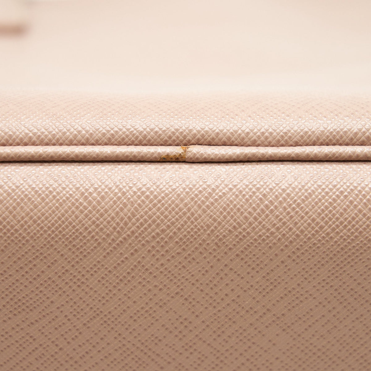 prada-saffiano-beige-shoulder-bag
