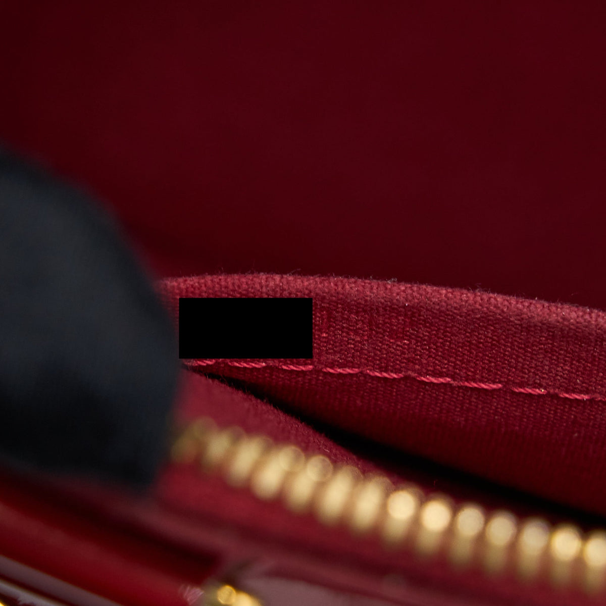 louis-vuitton-alma-bb-patent-leather-red-ghw