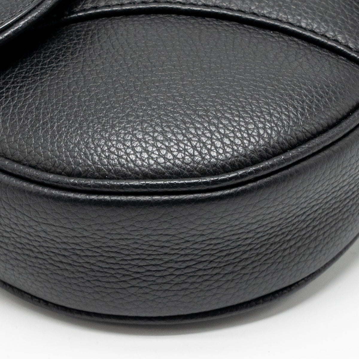 dior-homme-saddle-bag-calfskin-black-shw