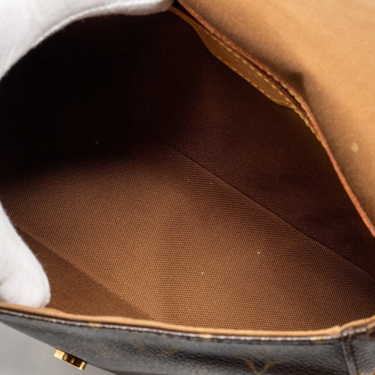 louis-vuitton-vintage-mini-looping-shoulder-bag-monogram-canvas-ghw