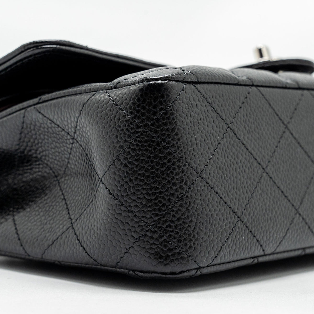 chanel-medium-classic-double-flap-bag-caviar-black-shw-7