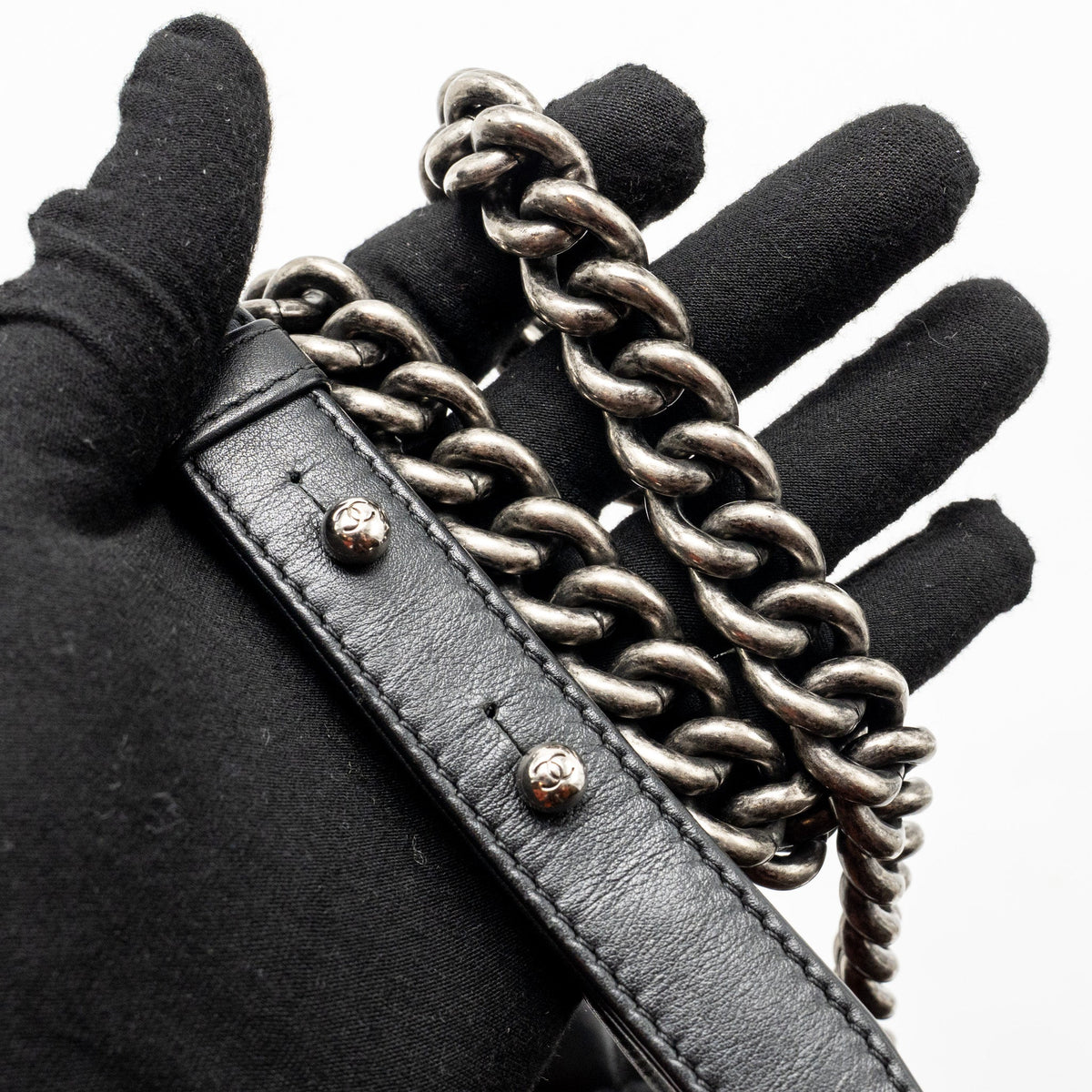 chanel-medium-boy-bag-calfskin-black-ruthenium-hardware-2