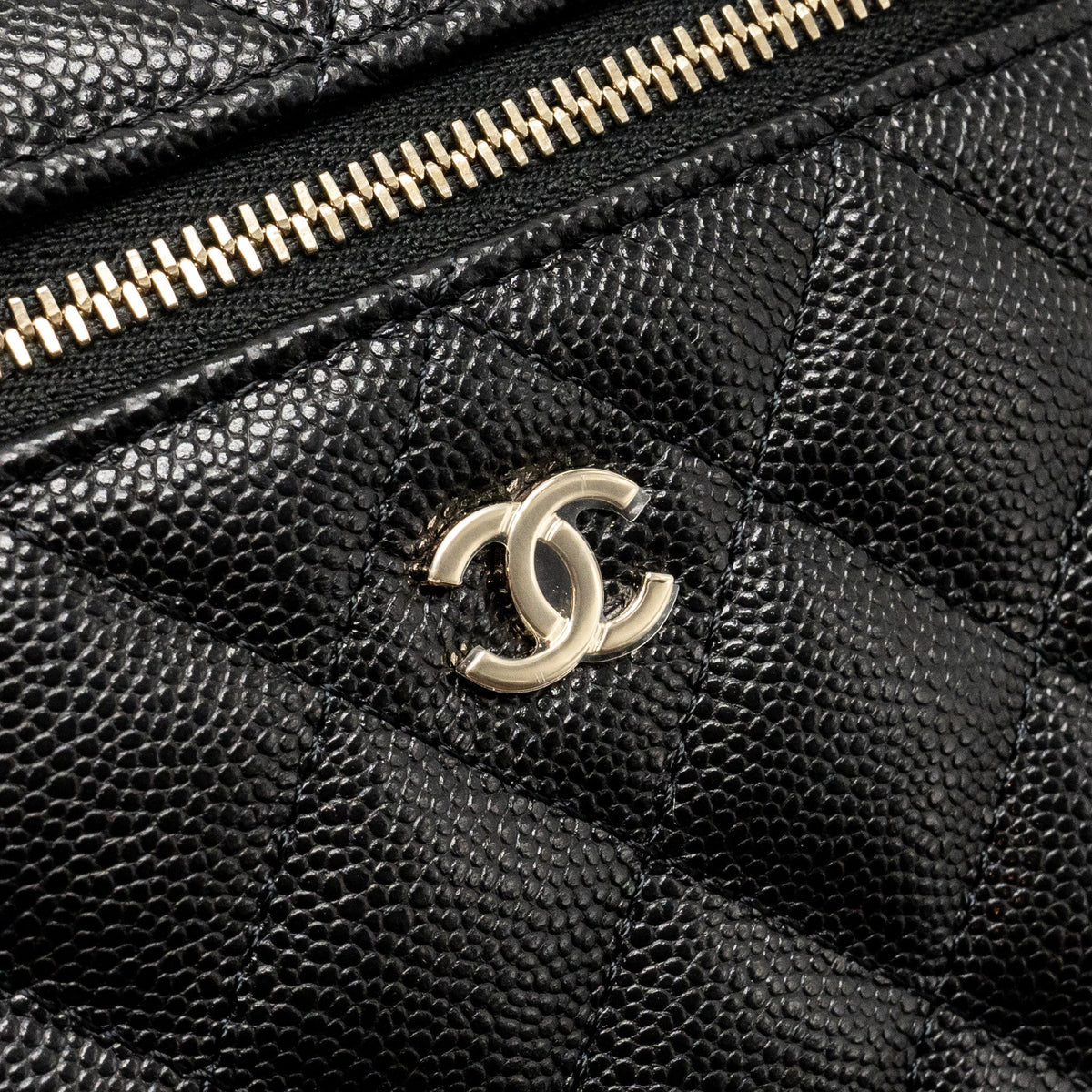chanel-top-handle-black